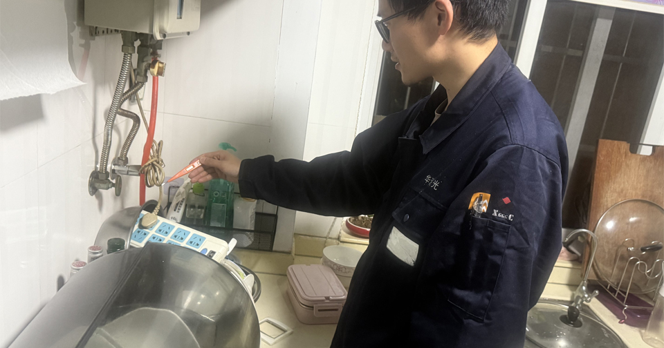 筑牢安全与服务双轮驱动防线   “一站式服务”化解安全隐患