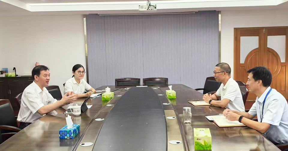 北仑区法院院长吴伟民一行莅临北仑分公司走访省人大代表张跃军