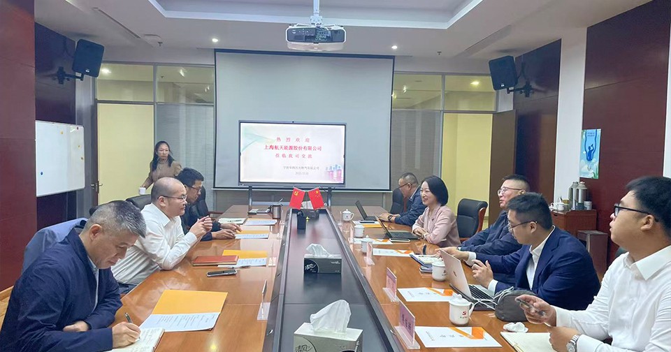 中燃协智能气网专委会秘书长张铁军一行到访我司开展工作交流