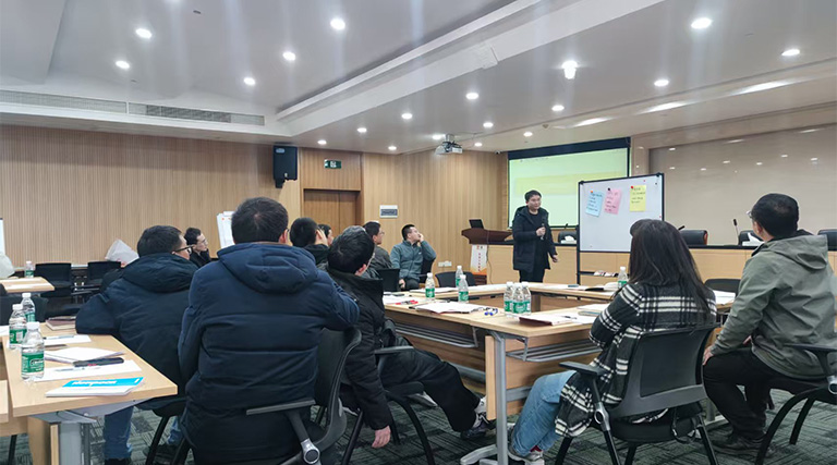 蓝光公司召开项目结算专题行动学习研讨会