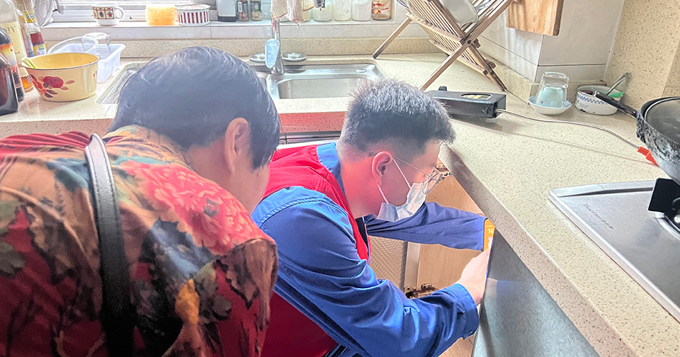 以爱为炬，燃气管家守护万家安暖