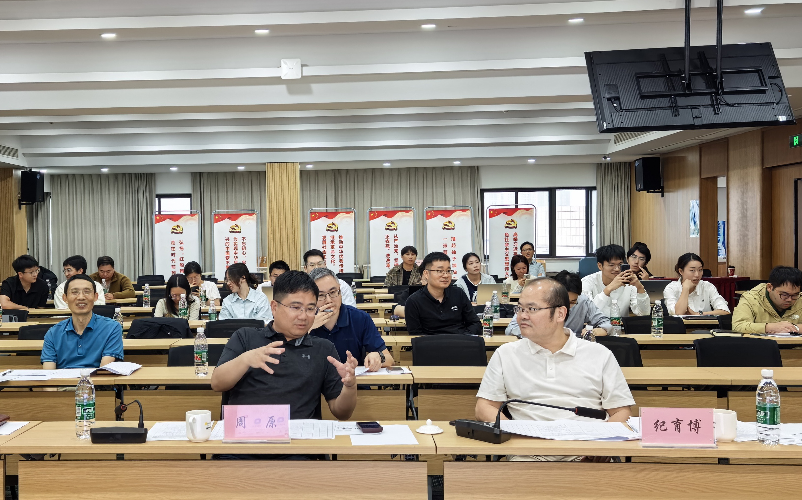 以AI破解一线业务痛点!公司顺利举办“数智星期三”AI应用决赛